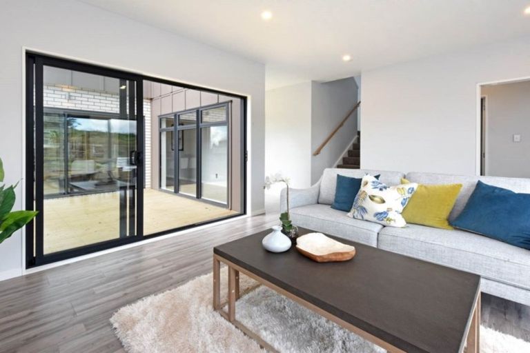 Photo of property in 7c Mcquoids Road, Flat Bush, Auckland, 2019