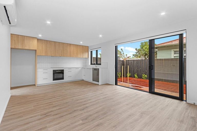 Photo of property in 2/30 Mclean Street, Linwood, Christchurch, 8062