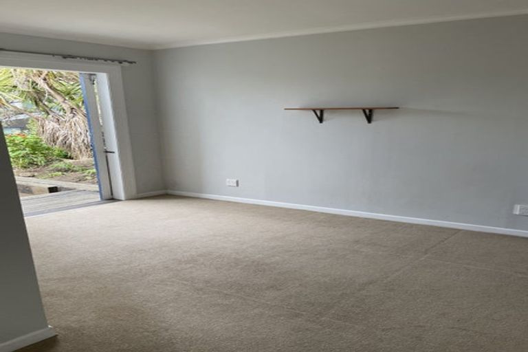 Photo of property in 10a Oriental Terrace, Mount Victoria, Wellington, 6011