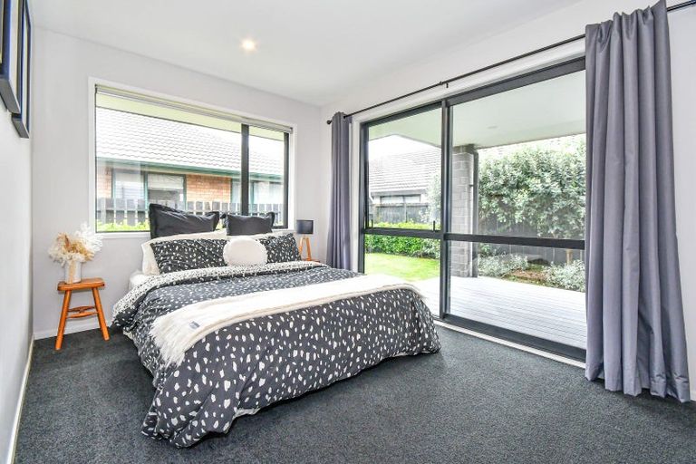 Photo of property in 9a Aurea Avenue, Pakuranga, Auckland, 2010