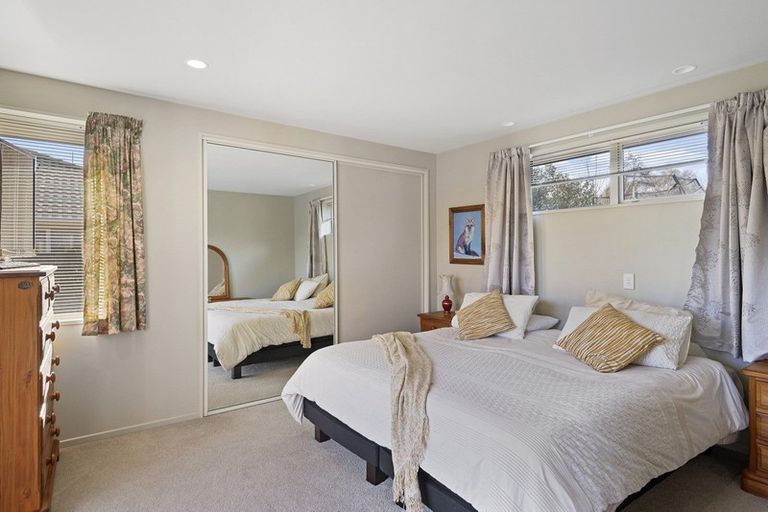 Photo of property in 7 Piper Lane, Beckenham, Christchurch, 8023