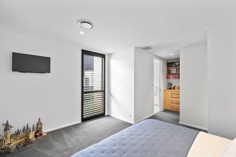 Photo of property in 27 Idris Road, Fendalton, Christchurch, 8052