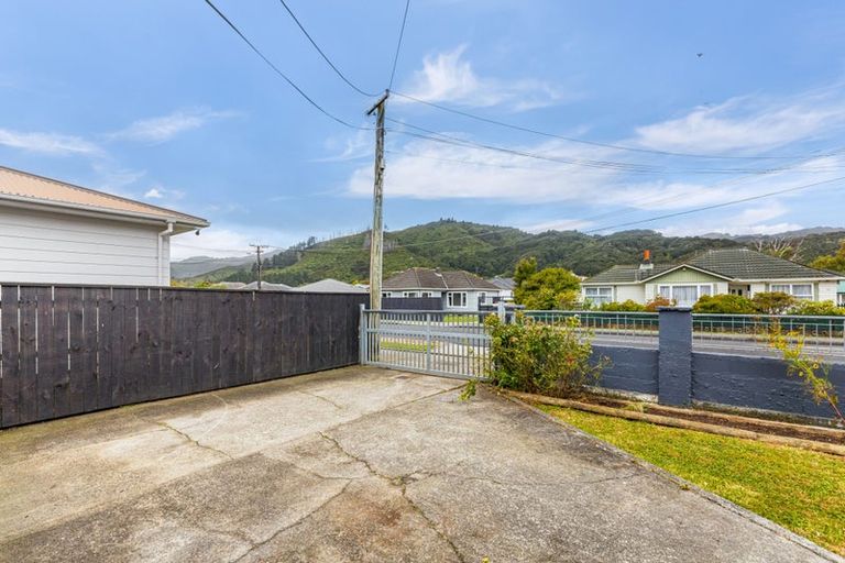 Photo of property in 9 Best Street, Wainuiomata, Lower Hutt, 5014