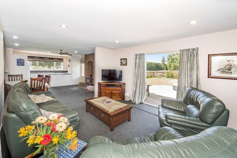 Photo of property in 30 Railway Road, Dunsandel, 7682