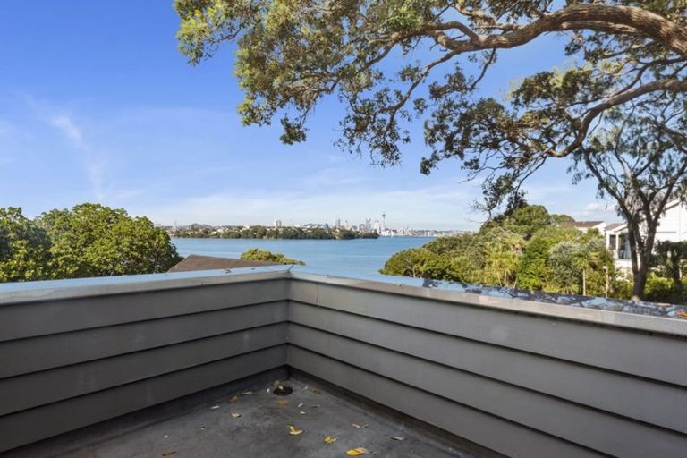 Photo of property in 69 Norwood Road, Bayswater, Auckland, 0622