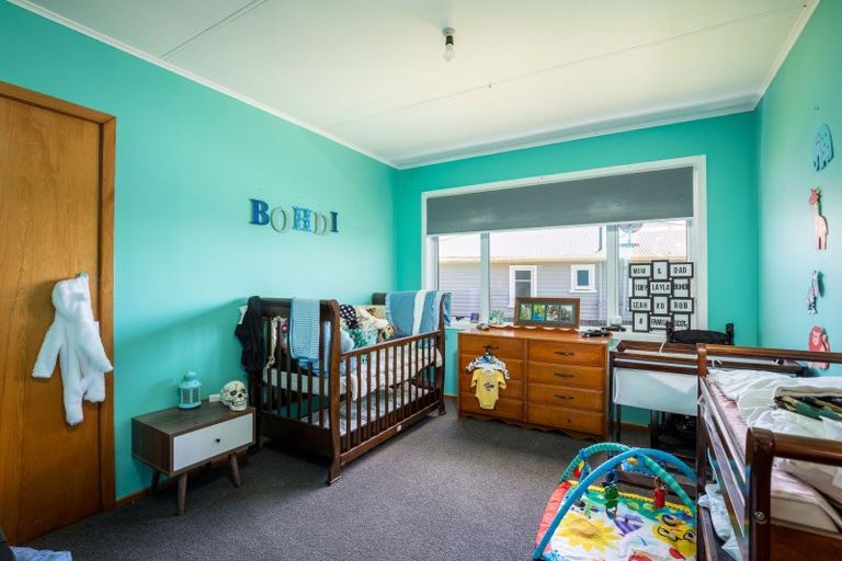 Photo of property in 7 Watene Crescent, Waitara, 4320