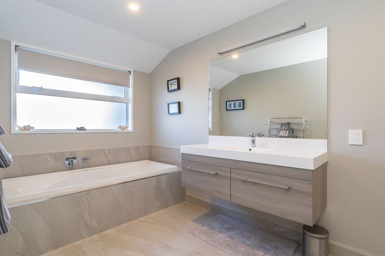 Photo of property in 27 Ben Lomond Drive, Mosgiel, 9024