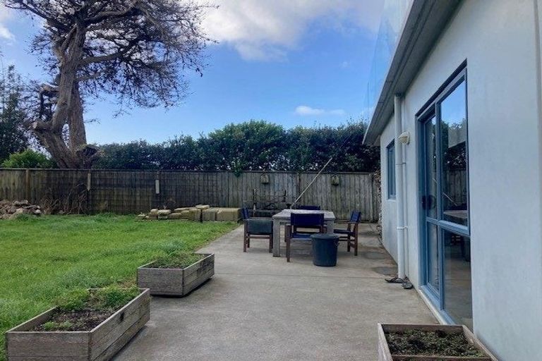 Photo of property in 29 Waterman Drive, Langs Beach, Waipu, 0582