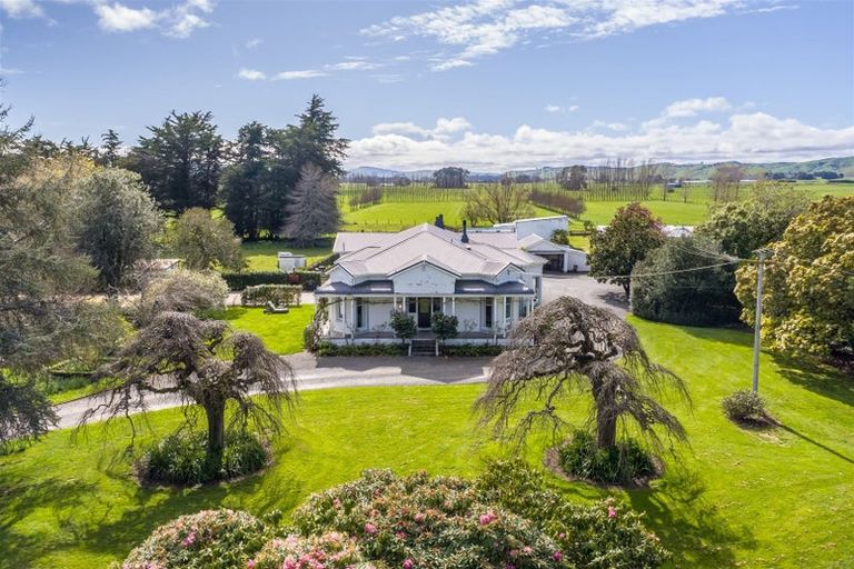 Photo of property in 231 Masterton Castlepoint Road, Te Ore Ore, Masterton, 5886