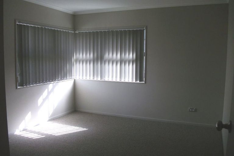 Photo of property in 8 Citron Court, Flat Bush, Auckland, 2016