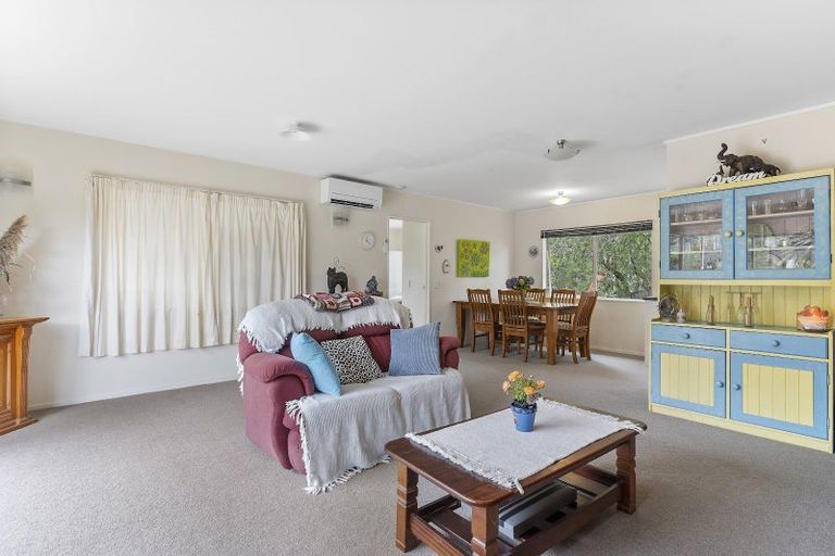 Photo of property in 121 Te Tutu Street, Whangamata, 3691