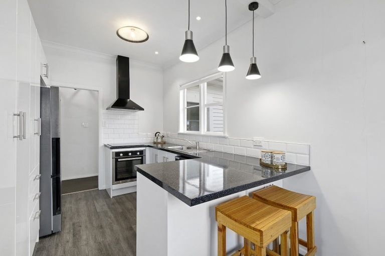 Photo of property in 145 Stokes Valley Road, Stokes Valley, Lower Hutt, 5019