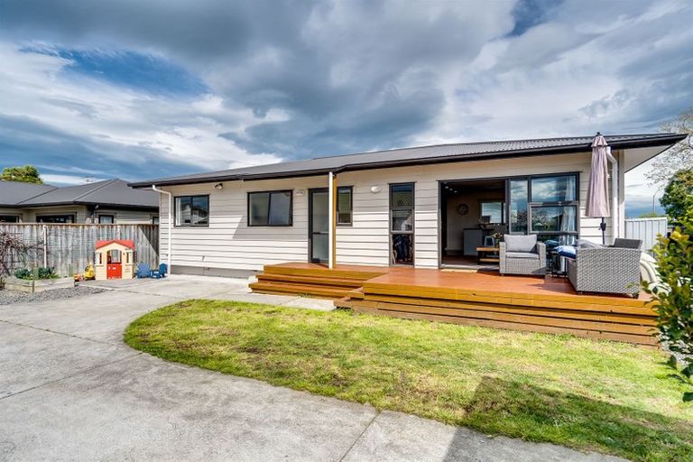 Photo of property in 6b Windsor Terrace, Taradale, Napier, 4112