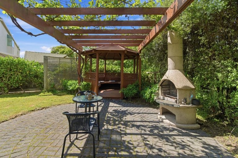 Photo of property in 25 Mark Place, Lynmore, Rotorua, 3010