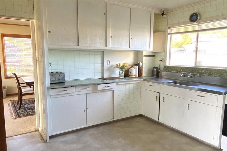 Photo of property in 2 Hewlett Road, Karoro, Greymouth, 7805