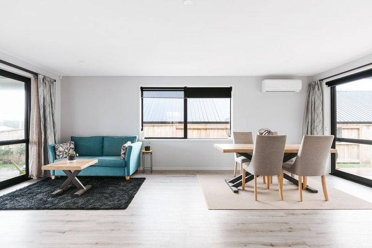 Photo of property in 4 Anglers Way, Omokoroa, 3114