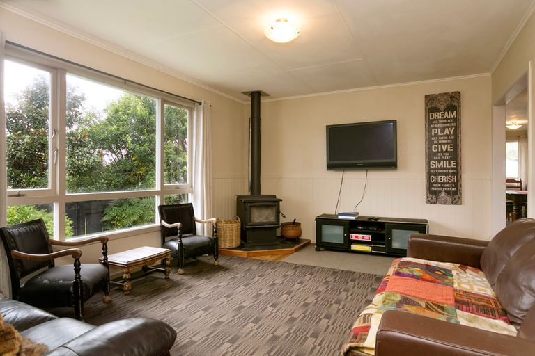 Photo of property in 23 Te Hatepe Avenue, Taupo, 3330