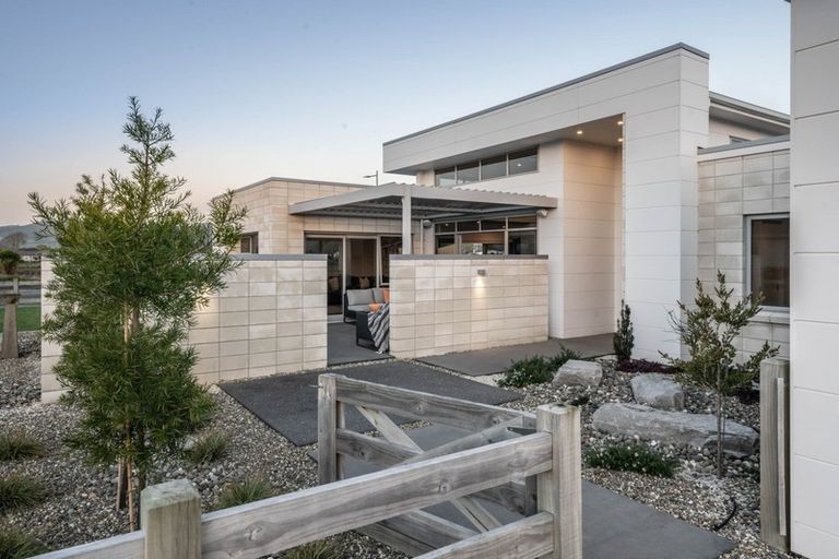 Photo of property in 71 Baxter Michael Crescent, Cambridge, 3434