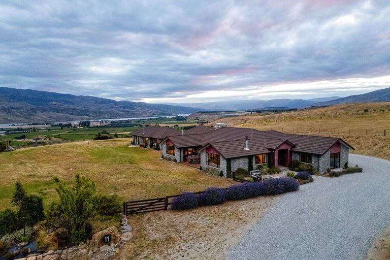 Photo of property in 11 Macmillan Lane, Mount Pisa, Cromwell, 9383