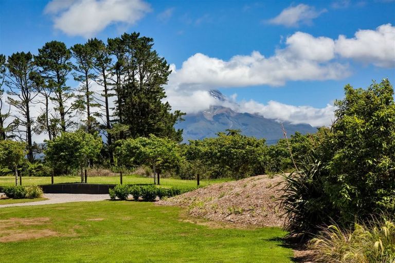 Photo of property in 1253 Upland Road, Egmont Village, Inglewood, 4386