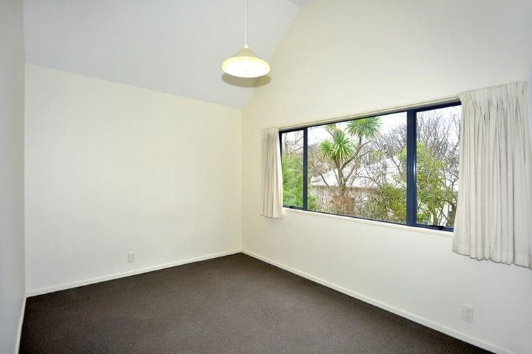 Photo of property in 1/8 Mayfair Street, Riccarton, Christchurch, 8011