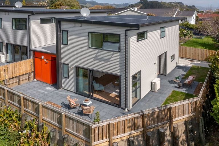 Photo of property in 77 Amohia Street, Paraparaumu, 5032