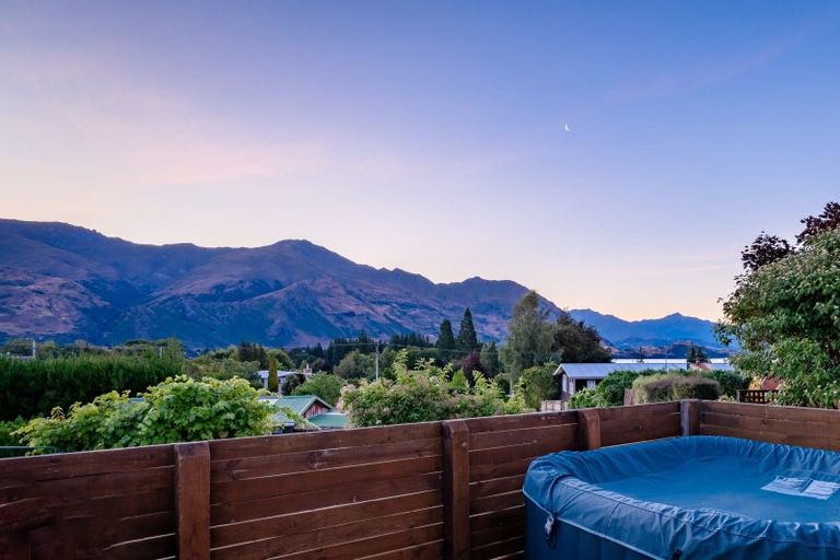 Photo of property in 104 Matai Road, Wanaka, 9305