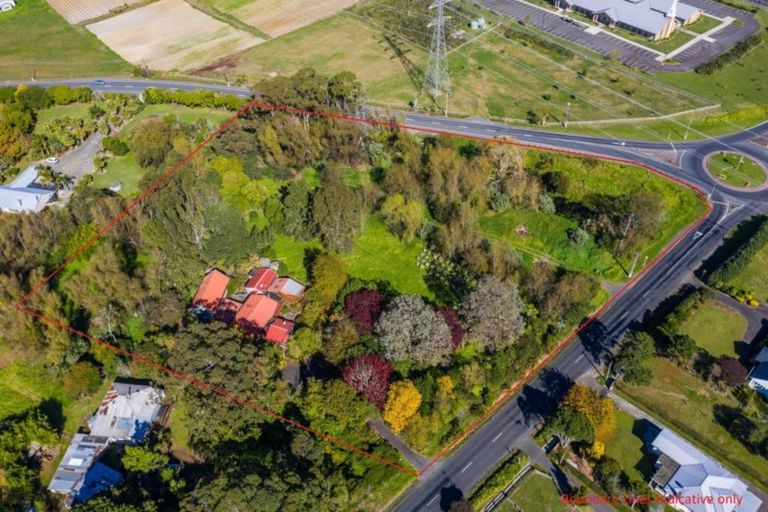 Photo of property in 1 Ranfurly Road, Alfriston, Auckland, 2105