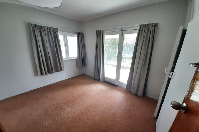 Photo of property in 232 Hillsborough Road, Hillsborough, Auckland, 1042