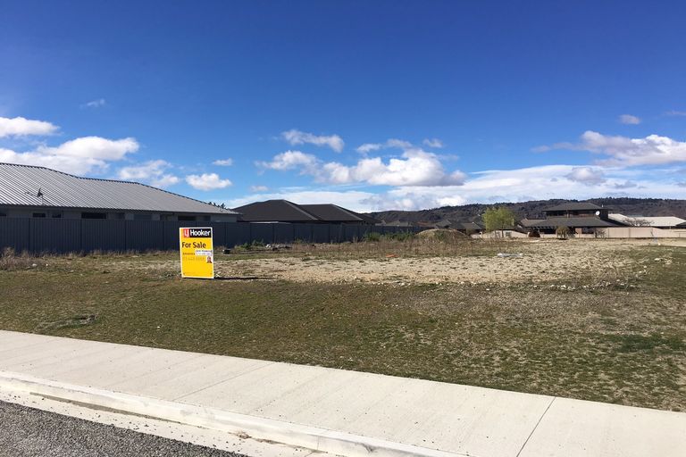 Photo of property in 64 Larch Crescent, Alexandra, 9320