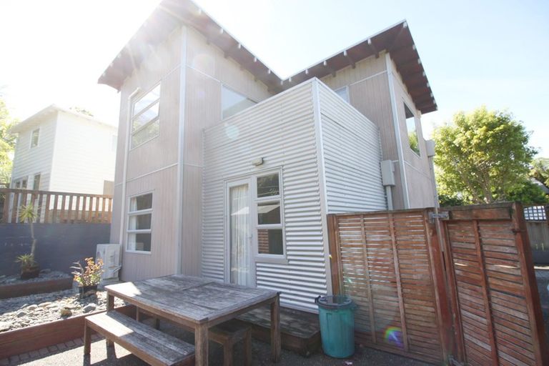 Photo of property in 4 Poona Street, Khandallah, Wellington, 6035