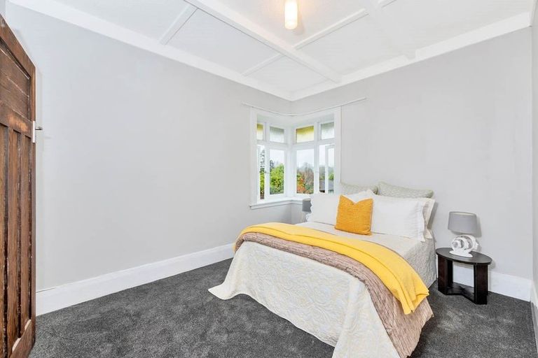 Photo of property in 2/55 Chislehurst Street, Henderson, Auckland, 0612