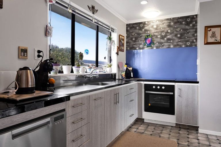 Photo of property in 24a Albion Street, Hawera, 4610