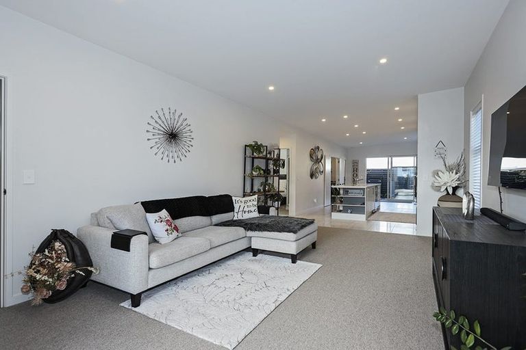 Photo of property in 39a Saint Pauls Drive, Brookfield, Tauranga, 3110