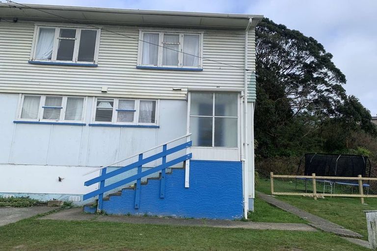 Photo of property in 62-64 Hampshire Street, Cannons Creek, Porirua, 5024