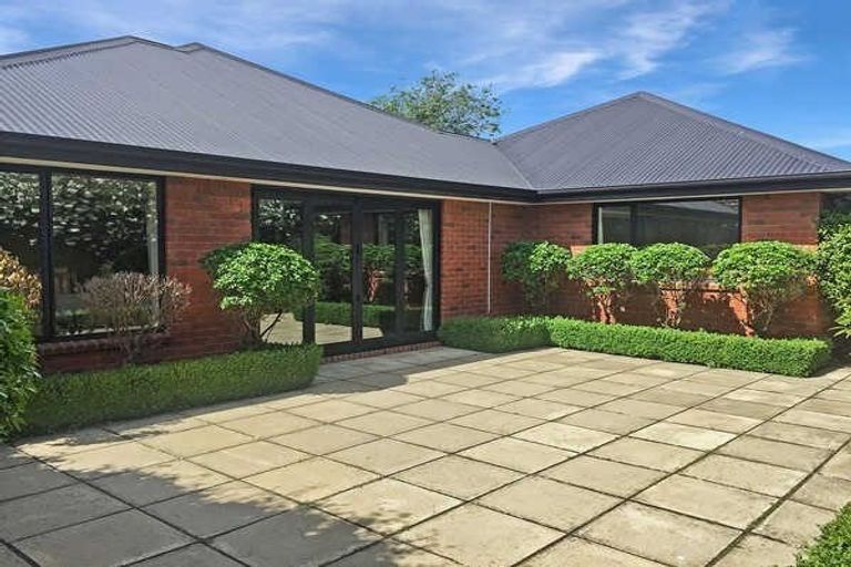 Photo of property in 13a Amyes Road, Hornby, Christchurch, 8042