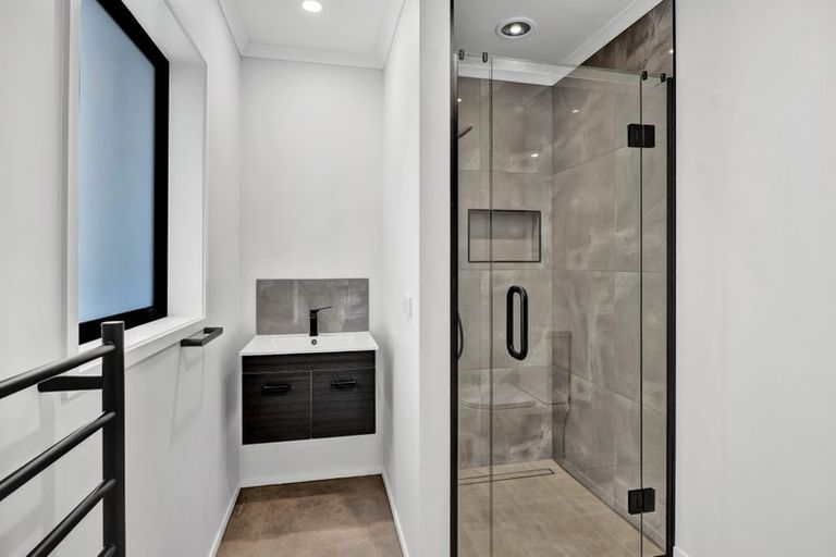 Photo of property in 30a Hunter Street, Hawera, 4610