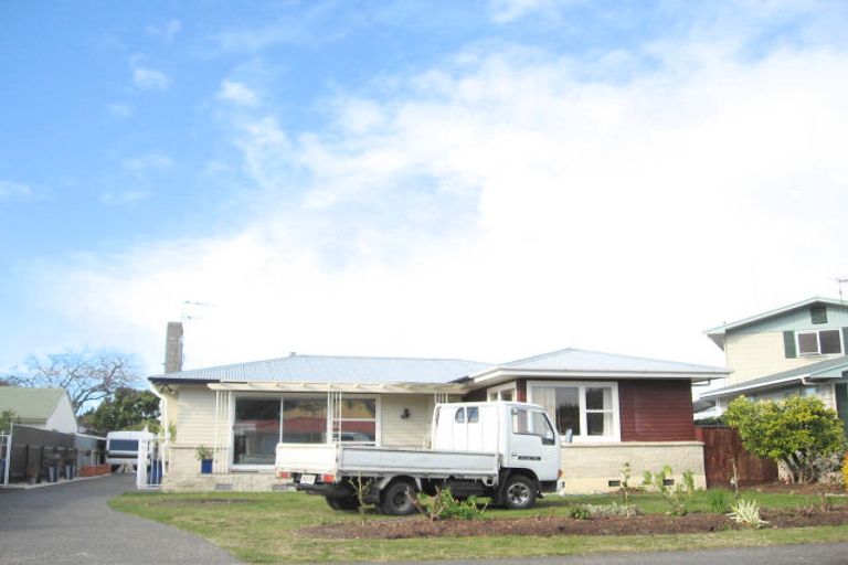 Photo of property in 10 Surrey Street, Taradale, Napier, 4112