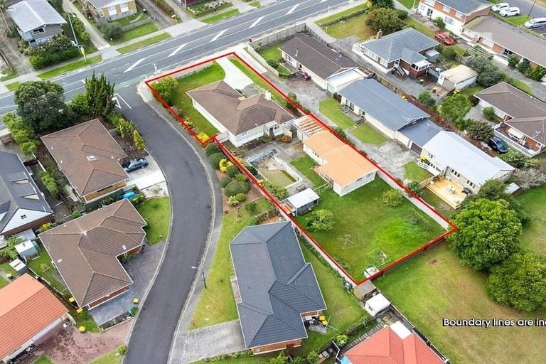 Photo of property in 235 Edmonton Road, Te Atatu South, Auckland, 0610