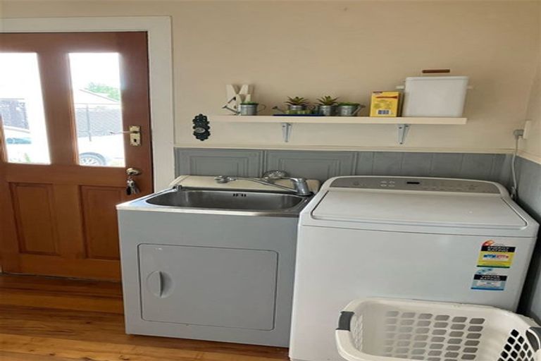 Photo of property in 62 Chaucer Street, Milton, 9220