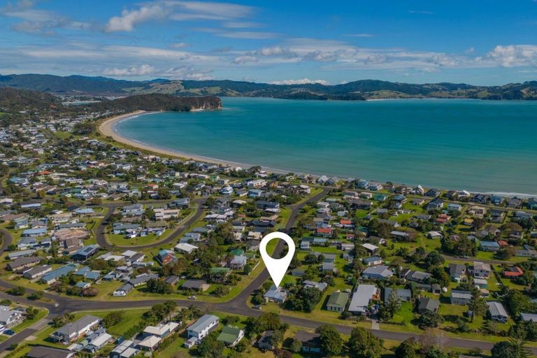 Photo of property in 30 Oyster Drive, Cooks Beach, Whitianga, 3591