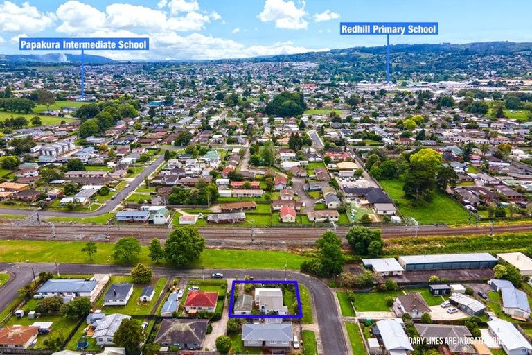 Photo of property in 31 Railway Street West, Papakura, 2110