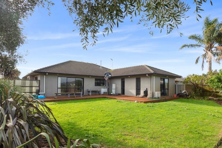 Photo of property in 35 Sarah Place, Papamoa Beach, Papamoa, 3118