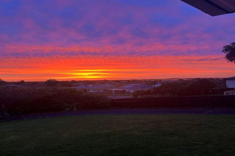 Photo of property in 30 Read Street, Levin, 5510