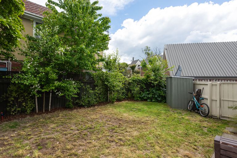 Photo of property in 101a Edgeware Road, St Albans, Christchurch, 8014