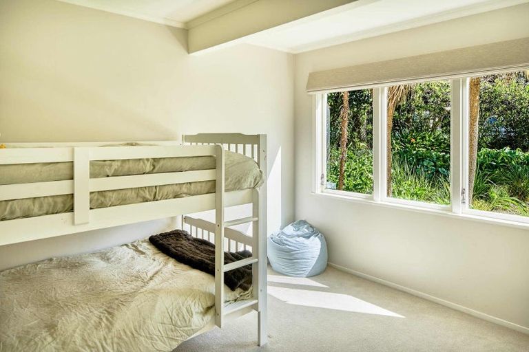 Photo of property in 89 Paremata Road, Paremata, Porirua, 5024