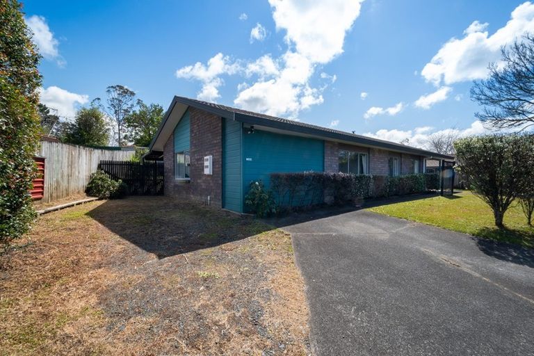 Photo of property in 244 Waitemata Drive, Ranui, Auckland, 0612