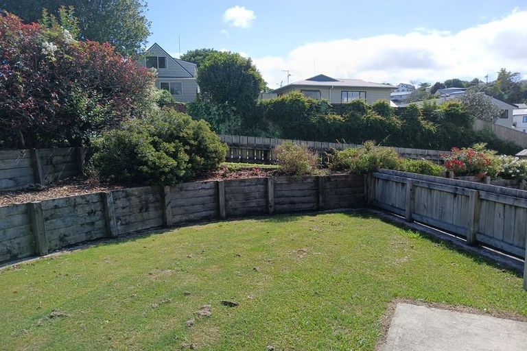 Photo of property in 54 Langstone Street, Welcome Bay, Tauranga, 3112