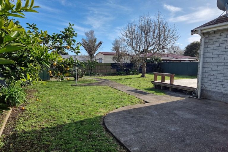 Photo of property in 13 Dittmer Street, Otaki, 5512