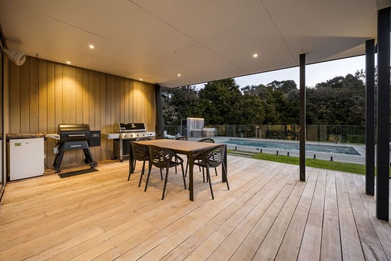 Photo of property in 99c Pebble Brook Road, Waitoki, Silverdale, 0994
